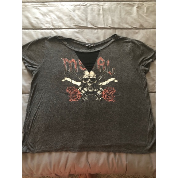 Charlotte Russe Tops - Distressed “Metal” Trendy Tee🖤🎶🎸